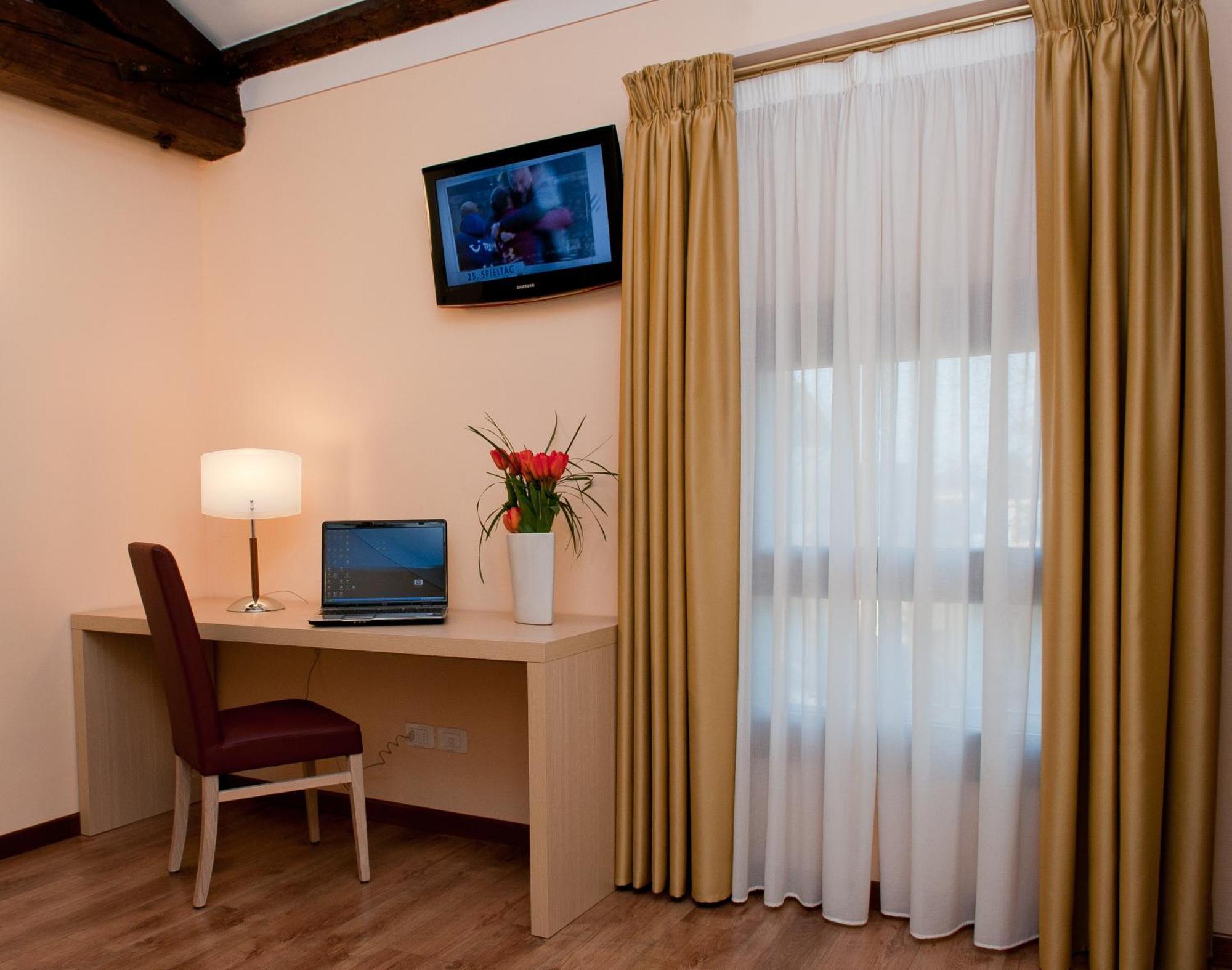 Hotel Villa Maternini Vazzola Værelse billede