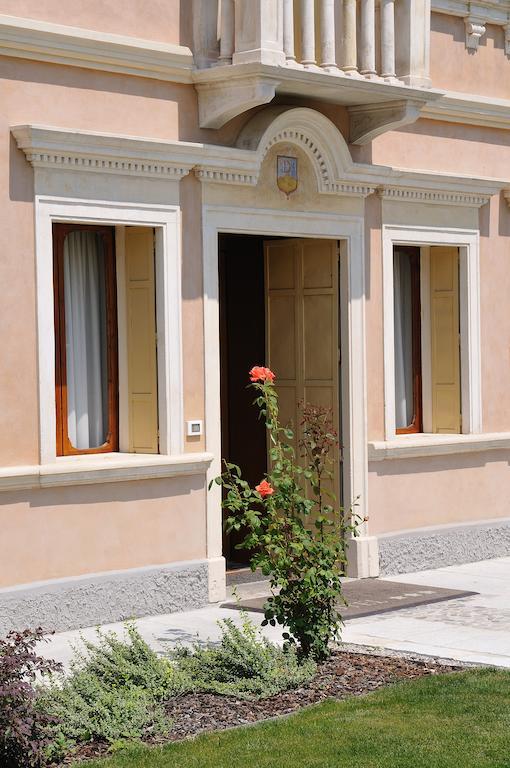 Hotel Villa Maternini Vazzola Eksteriør billede